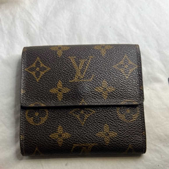 Louis Vuitton Handbags - LV Wallet